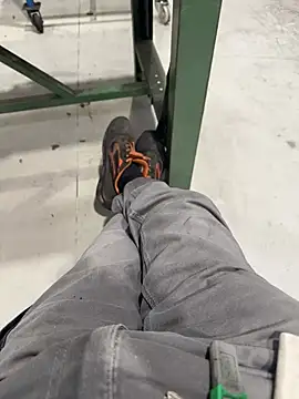 Snapshot of sempreilmio2 chatting on February 19, 2025, 12:00 pm sempreilmio2 online show from February 19, 2025, 12:00 pm