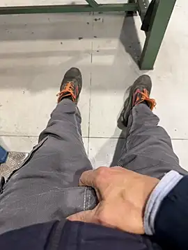 Snapshot of sempreilmio2 chatting on March 3, 2025, 12:05 pm sempreilmio2 online show from March 3, 2025, 12:05 pm