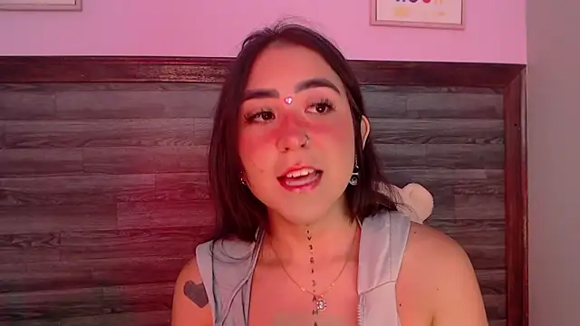 Snapshot of AdaaMillan chatting on February 7, 2026, 8:34 pm AdaaMillan online show from February 7, 2026, 8:34 pm