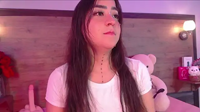 Snapshot of AdaaMillan chatting on February 21, 2026, 9:38 pm AdaaMillan online show from February 21, 2026, 9:38 pm