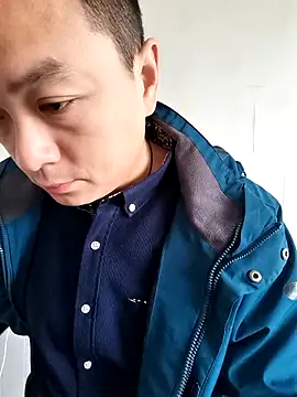 Snapshot of swg176 chatting on November 3, 2025, 1:29 am swg176 online show from November 3, 2025, 1:29 am