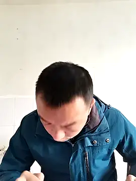 Snapshot of swg176 chatting on December 17, 2025, 12:16 am swg176 online show from December 17, 2025, 12:16 am