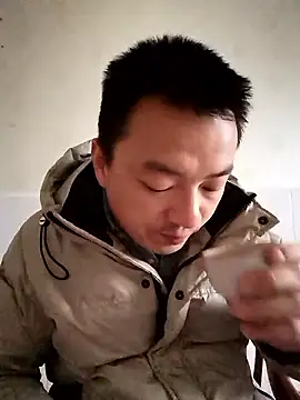 Snapshot of swg176 chatting on January 19, 2026, 12:47 am swg176 online show from January 19, 2026, 12:47 am