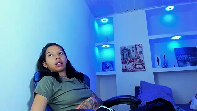 Snapshot of Miss_sparkle00 chatting on September 10, 2025, 7:19 am Miss sparkle00 online show from September 10, 2025, 7:19 am