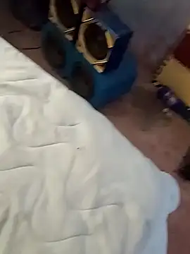 Jinenez online show from February 26, 2025, 8:22 pm