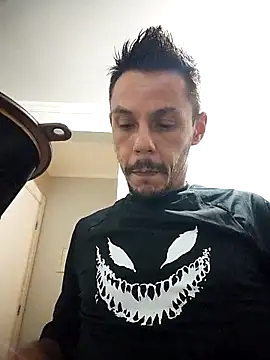 Santanacumxplod online show from March 11, 2026, 3:01 am