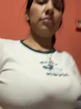 Eva1203 online show from April 19, 2026, 11:40 pm