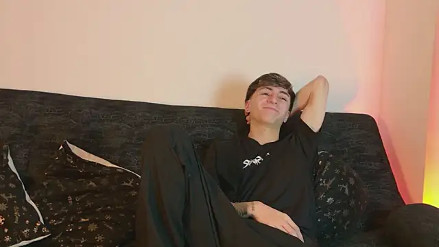 ethan and ava online show from February 13, 2026, 2:40 am