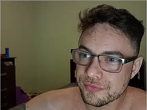 Dyllan   online show from April 15, 2026, 1:34 am