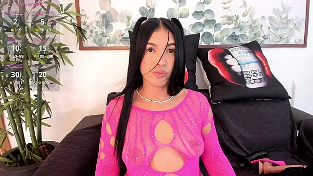 NicolettaLima online show from February 21, 2025, 8:16 pm