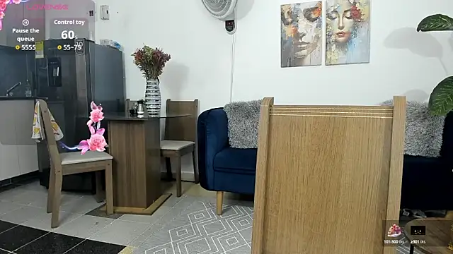 NicolettaLima online show from September 25, 2025, 12:14 am