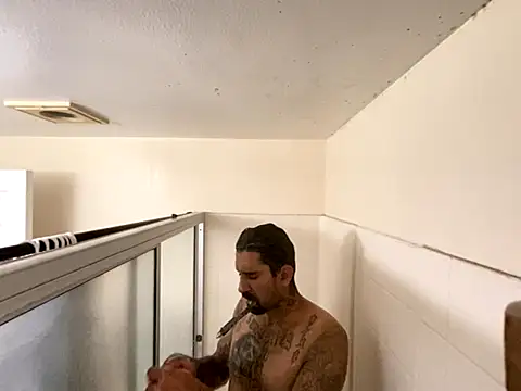 hornycouple818 online show from September 12, 2025, 5:40 am