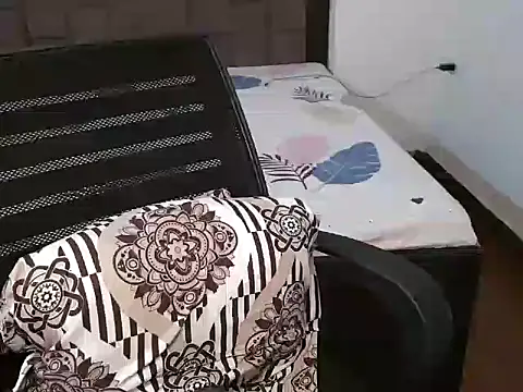 Snapshot of LovelyRosy chatting on March 8, 2025, 3:06 am LovelyRosy online show from March 8, 2025, 3:06 am