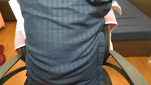 LovelyRosy online show from November 11, 2025, 10:21 pm