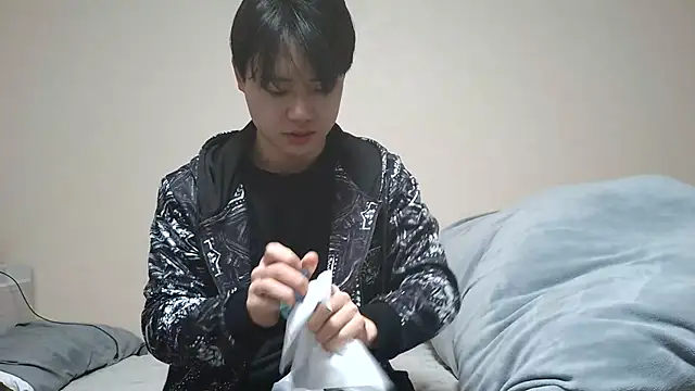 Snapshot of nunnun00 chatting on March 8, 2025, 3:39 am nunnun00 online show from March 8, 2025, 3:39 am