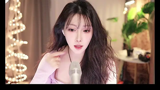 Dou-Dou-er online show from March 3, 2025, 11:11 am