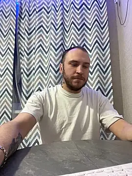 Snapshot of _XxX-XxX_ chatting on January 25, 2025, 2:04 am  XxX-XxX  online show from January 25, 2025, 2:04 am