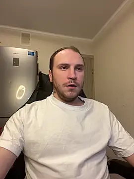 Snapshot of _XxX-XxX_ chatting on February 18, 2025, 9:53 pm  XxX-XxX  online show from February 18, 2025, 9:53 pm
