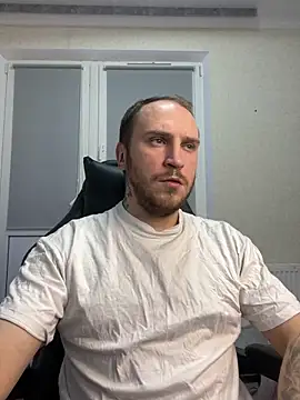Snapshot of _XxX-XxX_ chatting on February 28, 2025, 3:26 am  XxX-XxX  online show from February 28, 2025, 3:26 am
