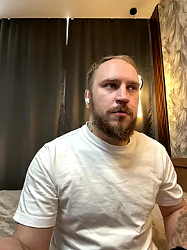 Snapshot of _XxX-XxX_ chatting on September 25, 2025, 2:21 pm  XxX-XxX  online show from September 25, 2025, 2:21 pm