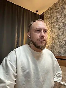 Snapshot of _XxX-XxX_ chatting on October 11, 2025, 10:19 pm  XxX-XxX  online show from October 11, 2025, 10:19 pm