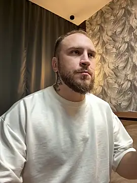 Snapshot of _XxX-XxX_ chatting on October 16, 2025, 2:45 am  XxX-XxX  online show from October 16, 2025, 2:45 am