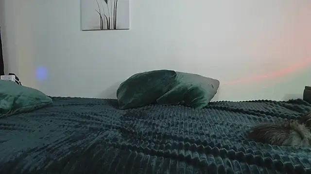 miuri miy online show from February 12, 2025, 10:26 pm