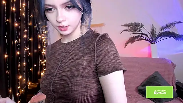 miuri miy online show from February 19, 2025, 5:27 pm