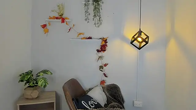 Snapshot of Juliane_su chatting on January 29, 2025, 11:35 pm Juliane su online show from January 29, 2025, 11:35 pm