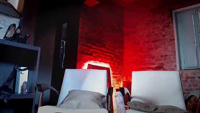 Snapshot of MistressLacey chatting on October 12, 2025, 1:10 pm MistressLacey online show from October 12, 2025, 1:10 pm
