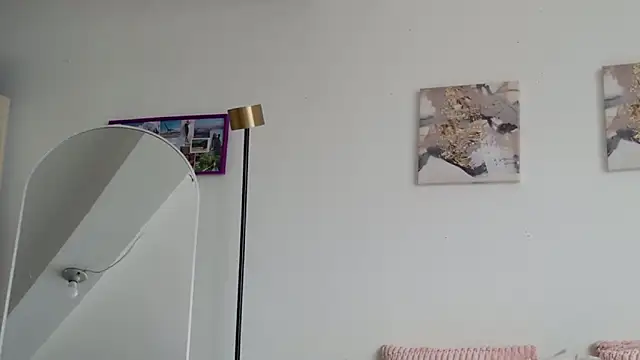 Andrewine89 online show from April 11, 2026, 8:24 pm