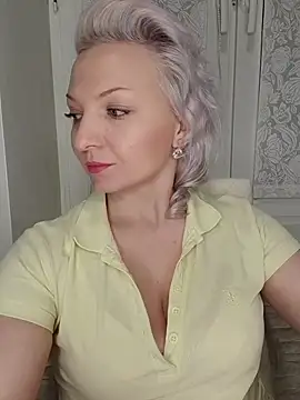 Snapshot of Anesteishen chatting on November 26, 2025, 5:25 pm Anesteishen online show from November 26, 2025, 5:25 pm