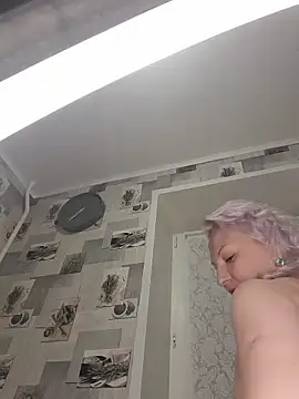 Snapshot of Anesteishen chatting on November 28, 2025, 4:42 pm Anesteishen online show from November 28, 2025, 4:42 pm