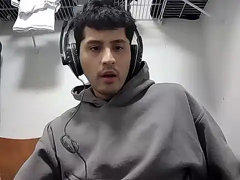 PerroDemonioHot online show from January 19, 2026, 3:43 am