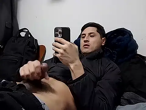 PerroDemonioHot online show from February 14, 2026, 12:51 am