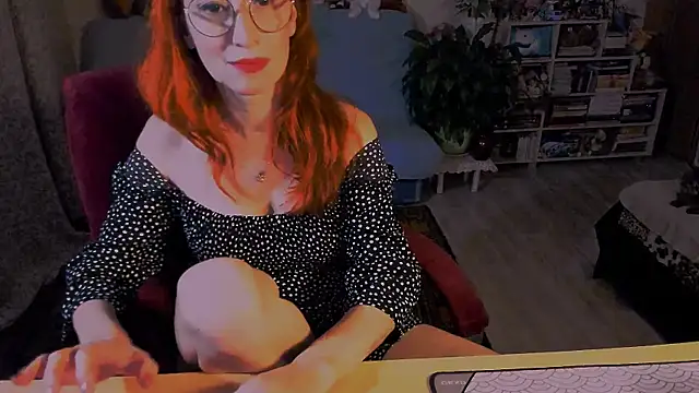 Snapshot of red_rocco chatting on April 18, 2026, 7:18 pm red rocco online show from April 18, 2026, 7:18 pm