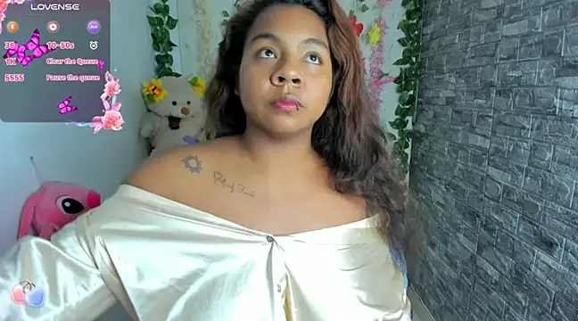 naty jhonsom  online show from March 9, 2025, 5:44 am