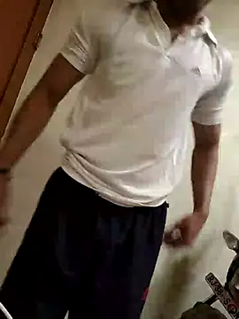 Snapshot of hot_hunk_boy chatting on January 18, 2025, 6:53 pm hot hunk boy online show from January 18, 2025, 6:53 pm