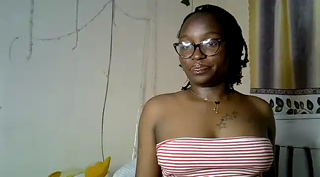 Vprettieeer online show from January 18, 2025, 12:13 am