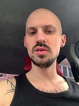 AssHunter4k online show from February 25, 2025, 12:34 pm