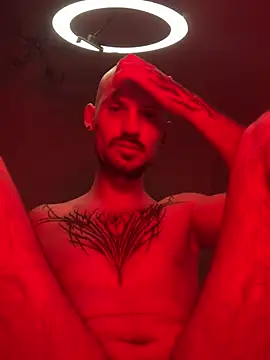 AssHunter4k online show from March 5, 2025, 5:39 pm