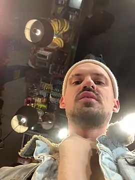 AssHunter4k online show from March 20, 2025, 6:08 am