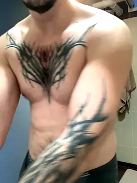 AssHunter4k online show from November 5, 2025, 7:41 am