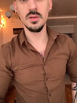 AssHunter4k online show from November 18, 2025, 9:14 am