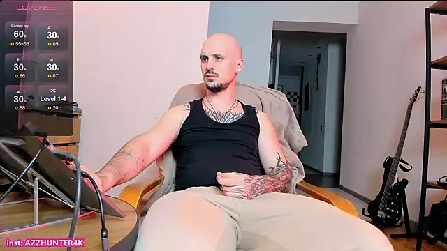 AssHunter4k online show from February 17, 2026, 6:36 pm