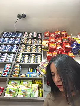 Miia Jazmin online show from March 9, 2025, 1:04 pm