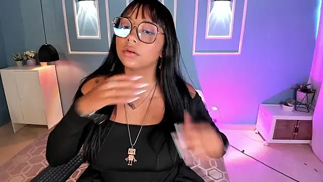 Snapshot of isabella_zc chatting on June 3, 2026, 2:08 pm isabella zc online show from June 3, 2026, 2:08 pm