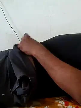 Snapshot of Raziv_komal143 chatting on March 16, 2026, 7:01 am Raziv komal143 online show from March 16, 2026, 7:01 am