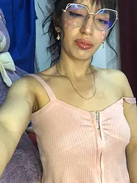 Snapshot of MiaFlamesxxx chatting on January 25, 2025, 11:54 pm MiaFlamesxxx online show from January 25, 2025, 11:54 pm