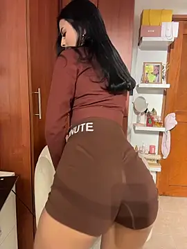 Snapshot of Michell_sr chatting on February 25, 2026, 4:55 am Michell sr online show from February 25, 2026, 4:55 am